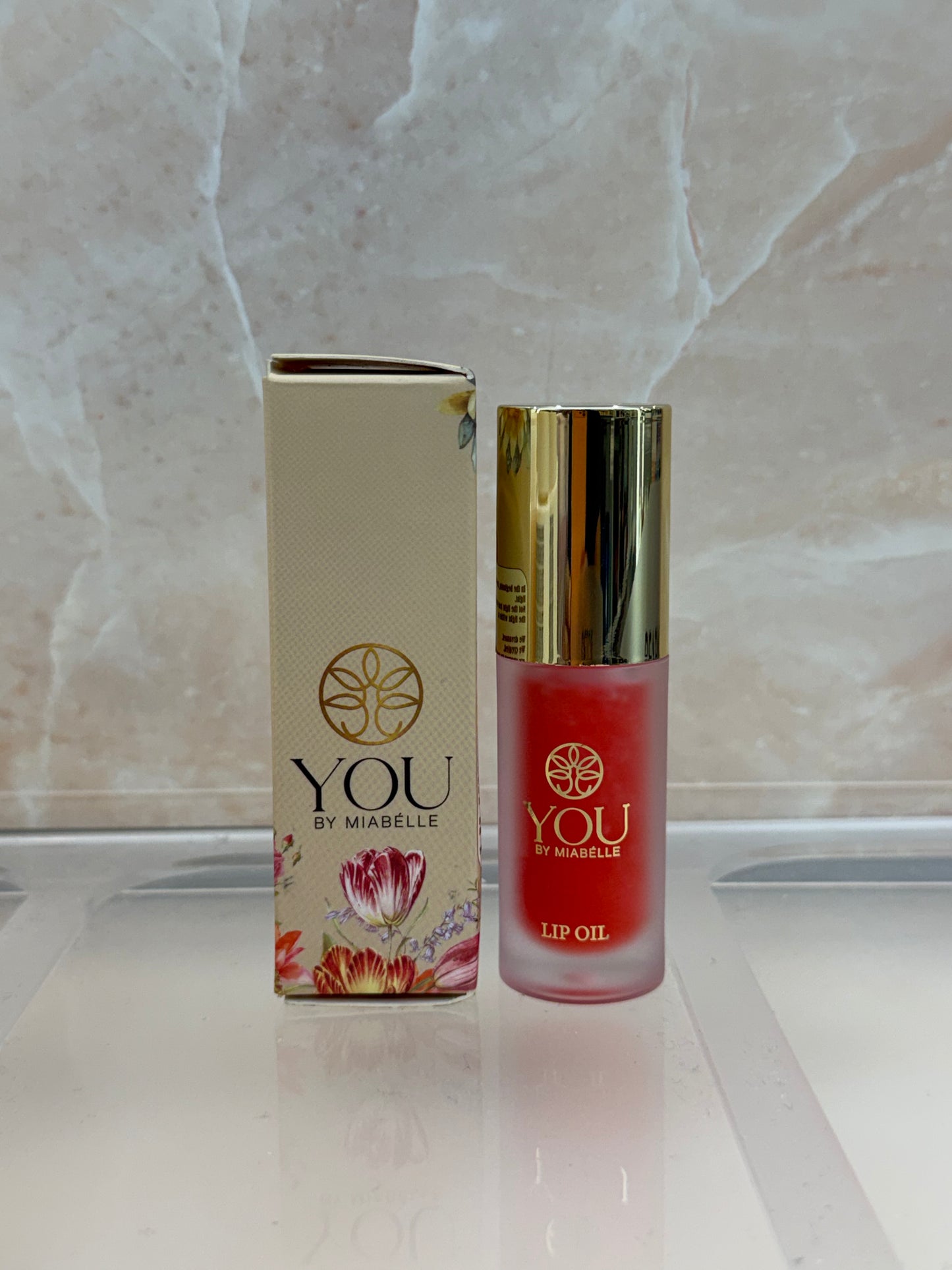 Hydrating + Strengthening Lip Oil