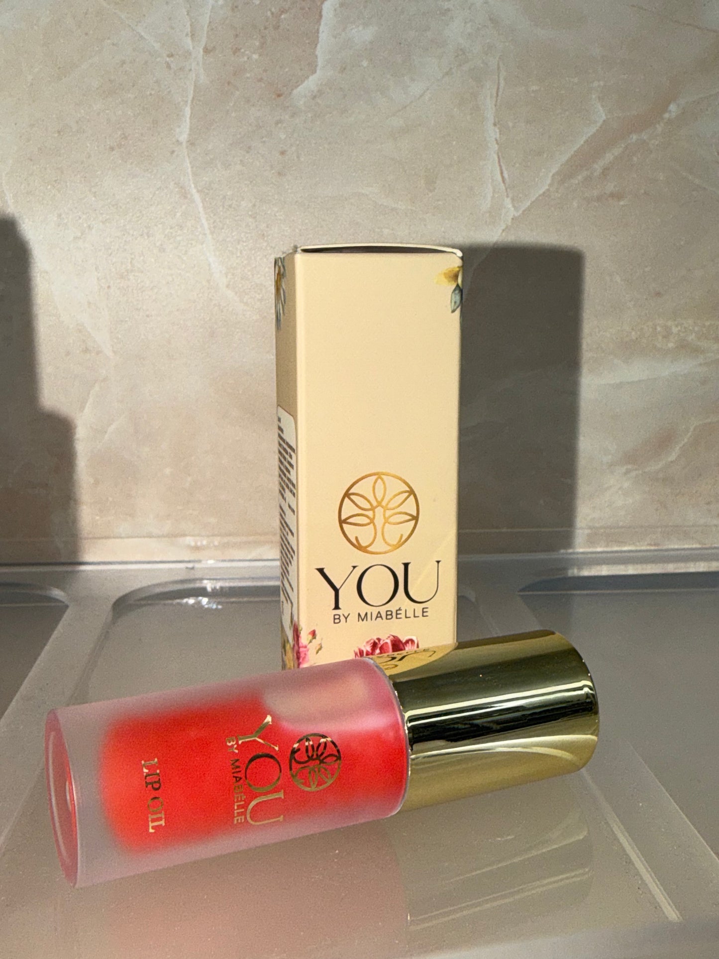 Hydrating + Strengthening Lip Oil