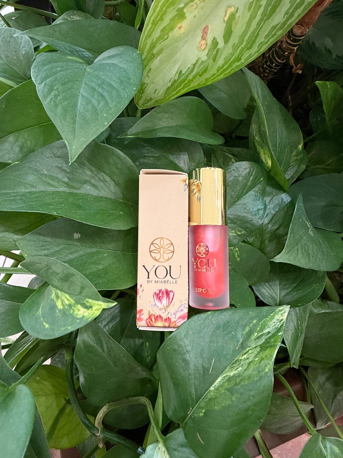 Hydrating + Strengthening Lip Oil